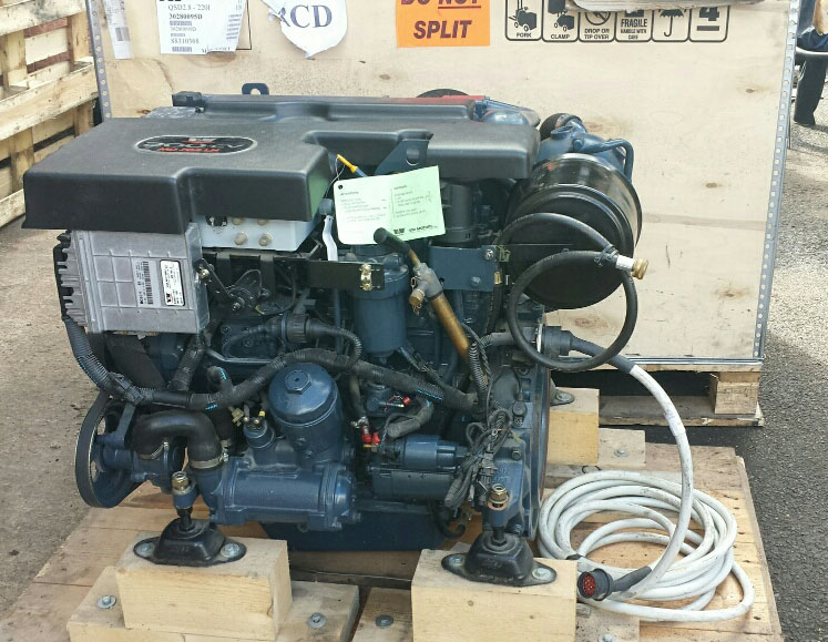 VM Motori MD704 Marine Engine